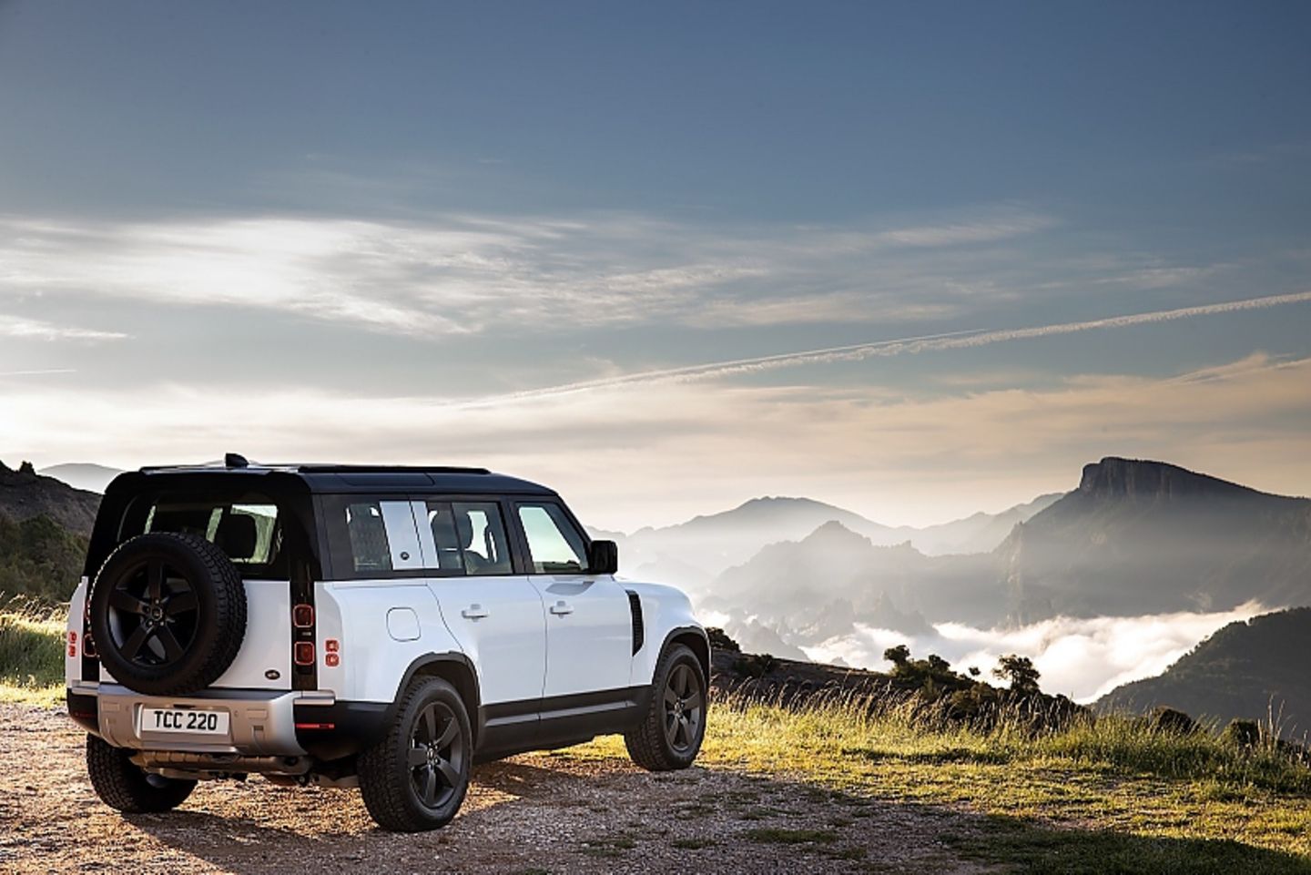 Land Rover Defender PHEV 2021