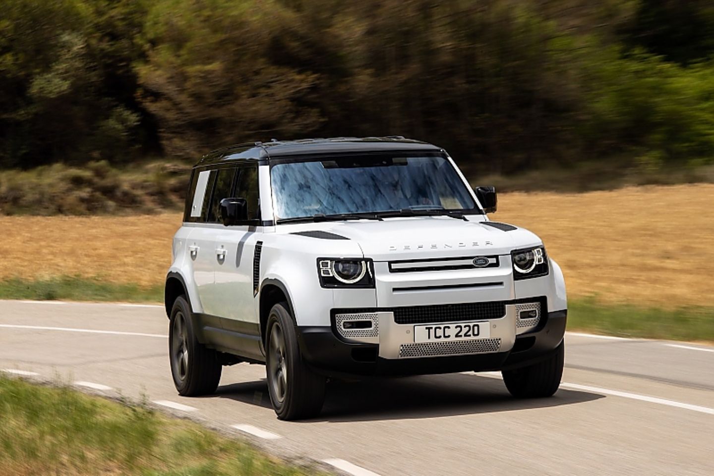 Land Rover Defender PHEV 2021