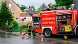 Feuerwehrleute arbeiten