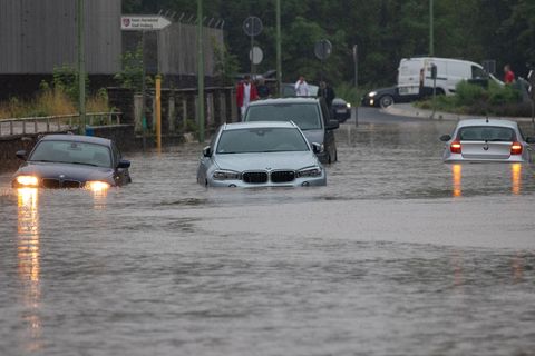 Starkregen sorgt in vielen Teilen Deutschlands für Hochwasser und Überschwemmungen.