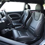 Die Sportsitze bauen hoch