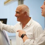 Philippe Perret CEO fox e mobility AG mit Ulrich Hoernke CFO rechts