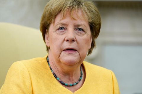 Hochwasser-Katastrophe: Merkel spricht Angehörigen der Flut-Opfer ihr Beileid aus