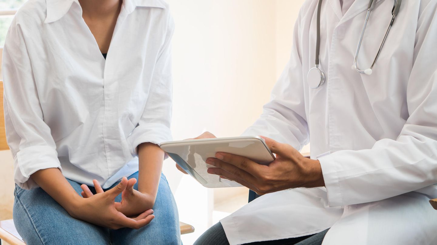 Eine Patientin beim Gynäkologen (Symbolbild)