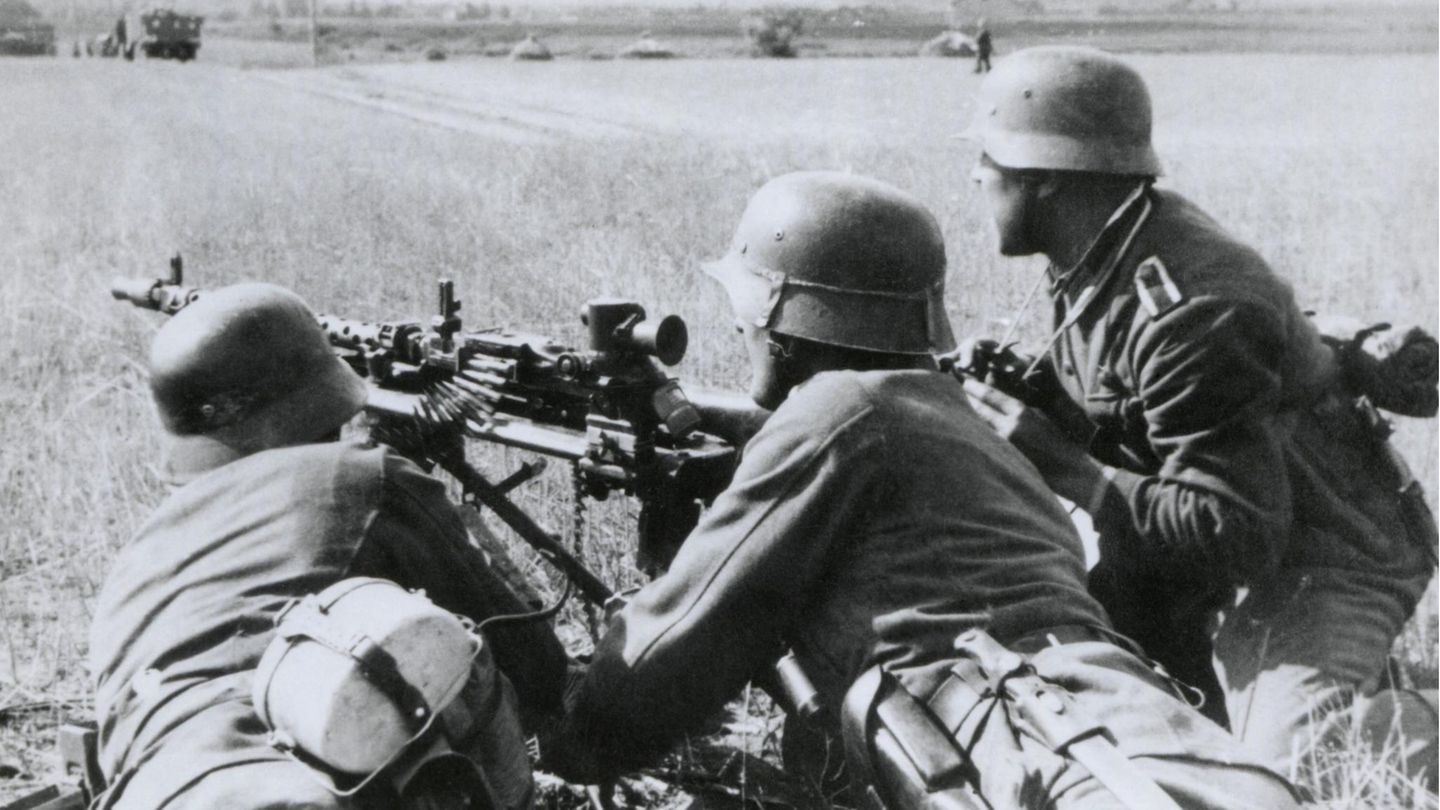 Im Sommer 1941 stießen die deutschen Truppen weit in die Sowjetunion hinein.