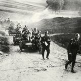 Auf strategischer Ebene konnten das Moskauer Oberkommando den deutschen Überfall zunächst nicht stoppen.