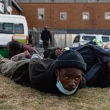 Im Zusammenhang mit den Plünderungen wurden in den vergangenen Tagen mehr als 2500 Menschen festgenommen.