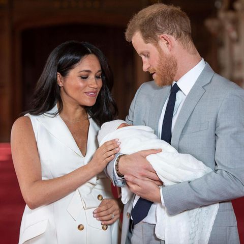 Harry und Meghan mit ihrem Töchterchen Lilibet