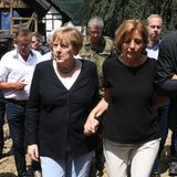 Merkel und Dreyer auf ihrem Weg durch Schuld in der Eifel
