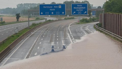 Hochwasser-Schäden: Reparatur von Autobahnen wird noch Monate dauern – auch Bahnverkehr noch beeinträchtigt
