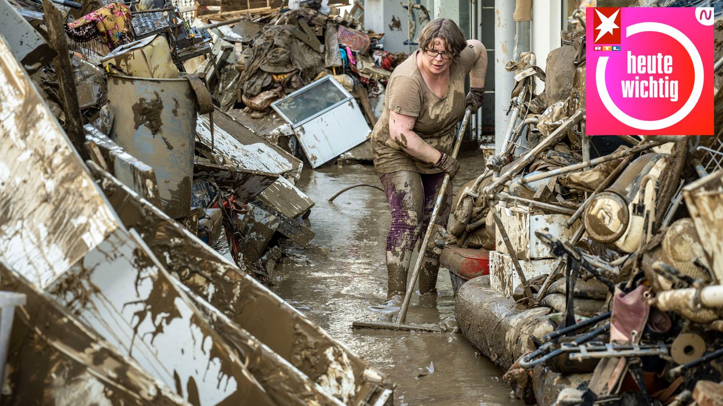 “important today”: How people clean up after the flood