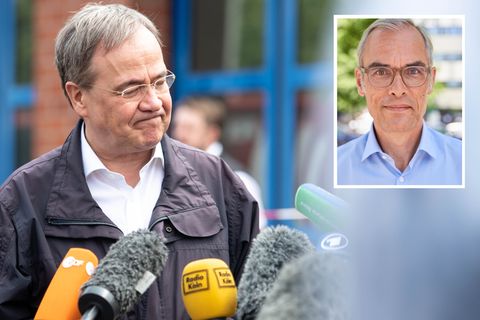 Armin Laschet gibt Journalisten Interviews