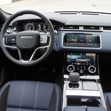 Im Range Rover Velar P400e kann man sich durchaus wohlfühlen