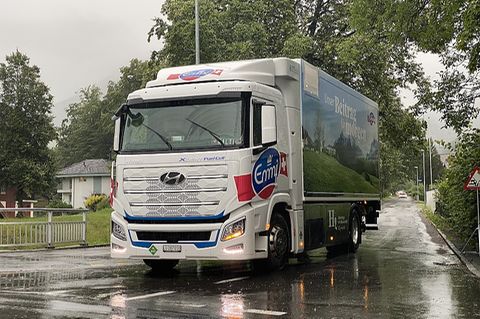 Hyundai Xcient Lastwagen Emmi in der Schweiz