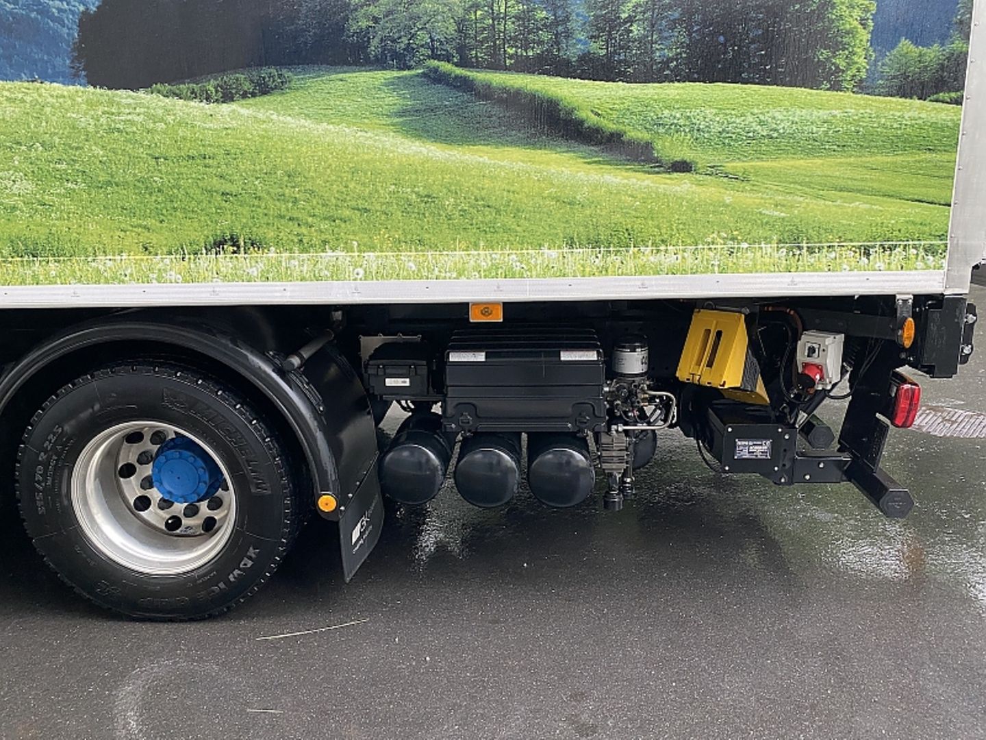 Hyundai Xcient Lastwagen Emmi in der Schweiz