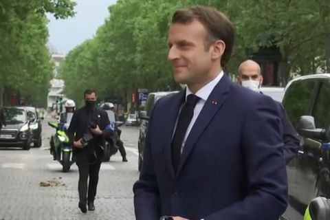 Video: "Le Monde": Auch Handy-Nummer von Macron auf Pegasus-Spionagelisten