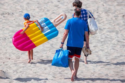 In meinem Urlaubsland grassiert plötzlich das Delta-Virus: Was muss ich beachten?