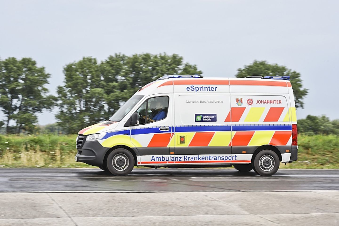 Mercedes eSprinter eKTW 2021
