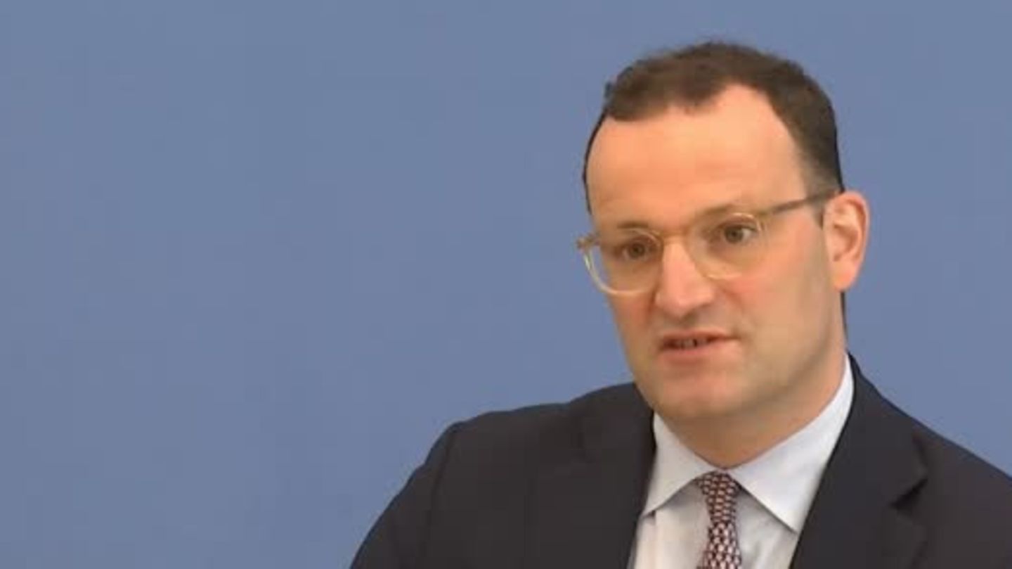 Corona: Health Minister Spahn warns of an 800 incidence in autumn