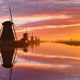 Sonnenuntergang, Platz 1: Claire Droppert  "A Dutch Morning"  Ort: Kinderdijk, Niederlande  iPhone 11 Pro Max