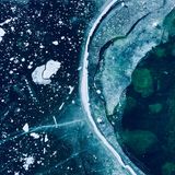 Abstrakt, Platz 3: Matteo Lava  "Frozen Lines"  Ort: St. Moritz, Schweiz  iPhone 7 Plus