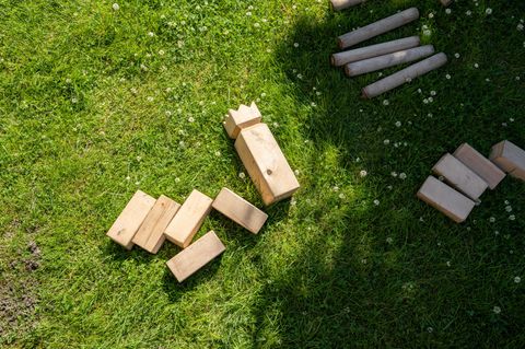 Beim Wikingerschach steht der "König" in der Mitte des Spielfelds