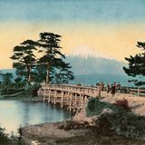 Reise nach Fernost, zu den Wurzeln der japanischen Kultur. Der Bildband "Japan 1900" zeigt colorierte Schwarz-Weiß-Fotografien aus der Meiji-Zeit, als sich das Land nach langer Isloation öffnete.