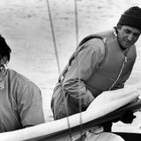 Die Olympischen Spiele 1972 wurden in München ausgetragen. Nicht jedoch der Segel-Wettbewerb. Der fand im hohen Norden in Kiel-Schilksee statt. In der Drachen-Klasse ging auch ein künftiger König an den Start: Der spanische Prinz Juan Carlos (r.) nahm mit seinem Vorschoter Viudes am Rennen teil - und belegte den fünfzehnten Rang.