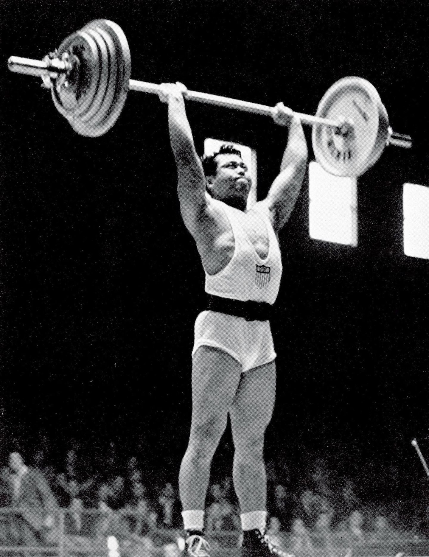 Olympia: Kennen Sie diesen Mann? Bei den Olympischen Spielen von London gewann der amerikanische Leichtschwergewichtler Harold Sakata 1948 die Silbermedaille im Gewichtheben. Besser bekannt ist er allerdings als Schauspieler. Kennen Sie diesen Mann? Bei den Olympischen Spielen von London gewann der amerikanische Leichtschwergewichtler Harold Sakata 1948 die Silbermedaille im Gewichtheben. Besser bekannt ist er allerdings als Schauspieler.