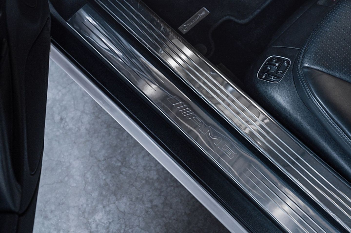 Mercedes SL (R230) 55 AMG