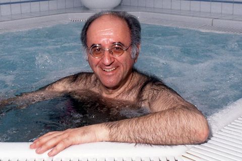 Alfred Biolek im Pool