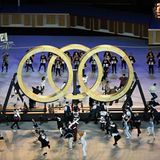 Eröffnung olympische Ringe Holz