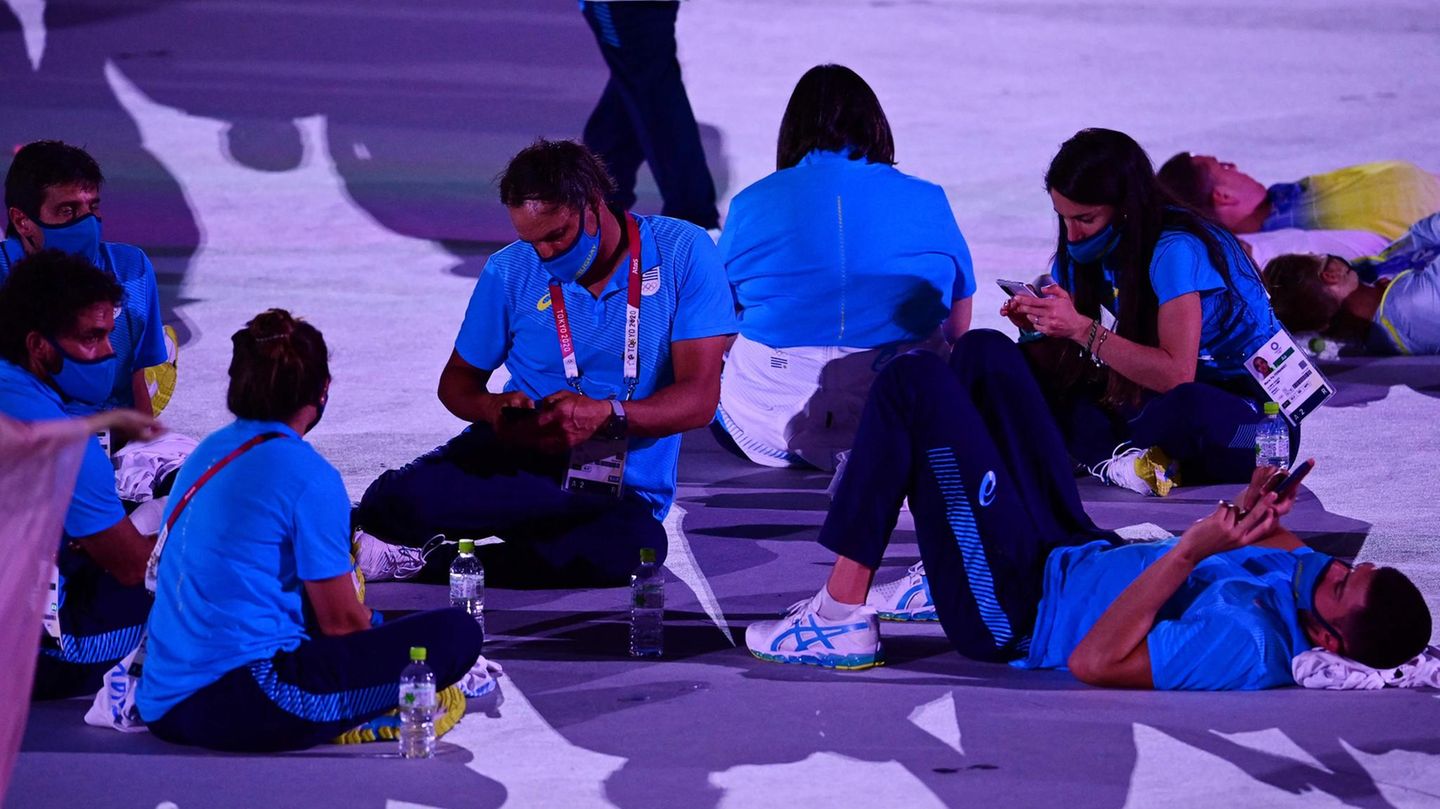 Eröffnung liegende und sitzende Sportler