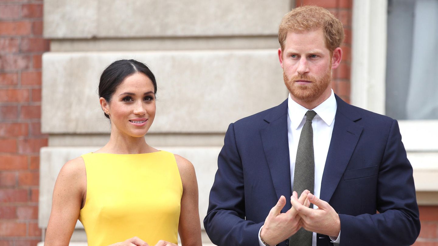 Prince Harry and Meghan: their daughter Lilibet is missing from the official list of heirs to the throne
