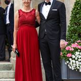 Und noch ein Landesfürst auf dem Grünen Hügel: Der saarländische Ministerpräsident Tobias Hans (CDU) und seine Frau Tanja reisten ebenfalls nach Bayreuth.