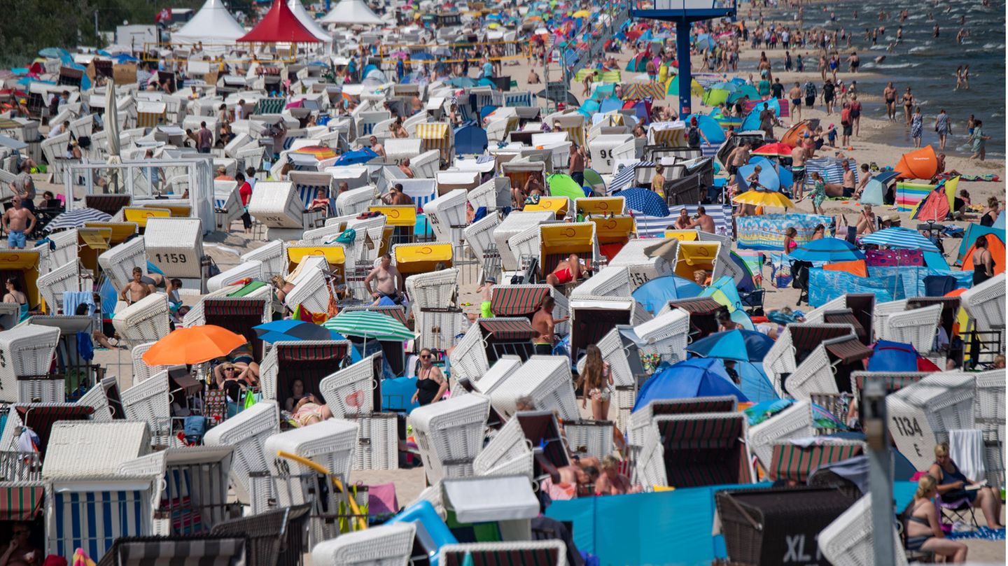 Corona contagion outdoors: how big is the risk with Delta?