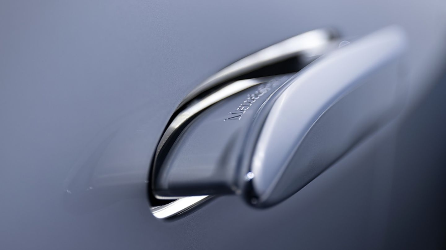 Mercedes EQS 2021