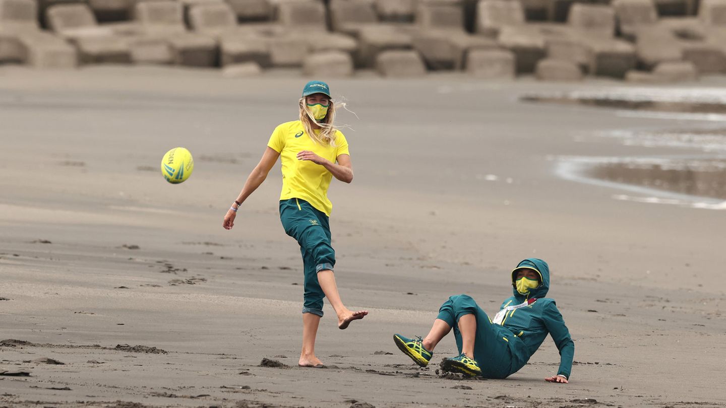 FS Tokio Kicken am Strand