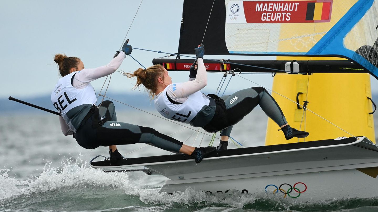 FS Tokio Frauen 49er FX