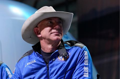 Jeff Bezos gibt sich mit der Nasa-Entscheidung nicht zufrieden.