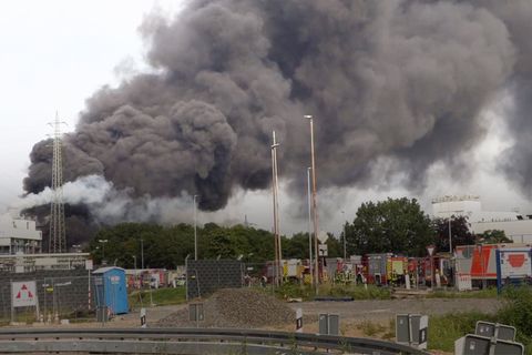 Explosion in Chemiepark erschüttert Leverkusen