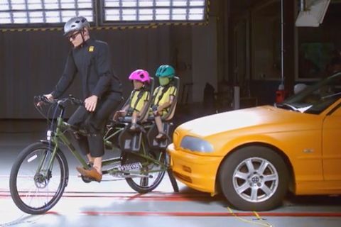 Lastenrad, Fahrradsitz oder -anhänger im ADAC-Test: Wo ist die Gefahr für Kinder am höchsten?