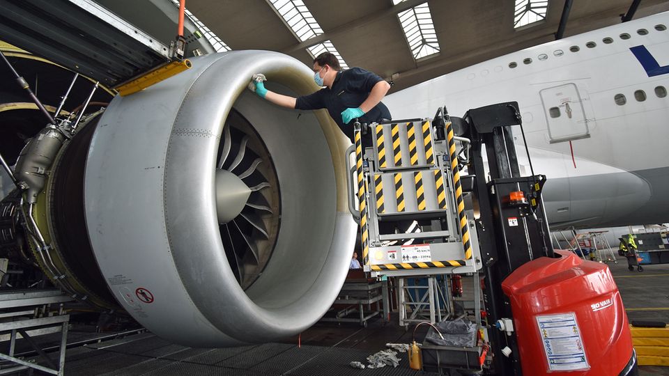 Triebwerke einer Boeing 747-8 der Lufthansa