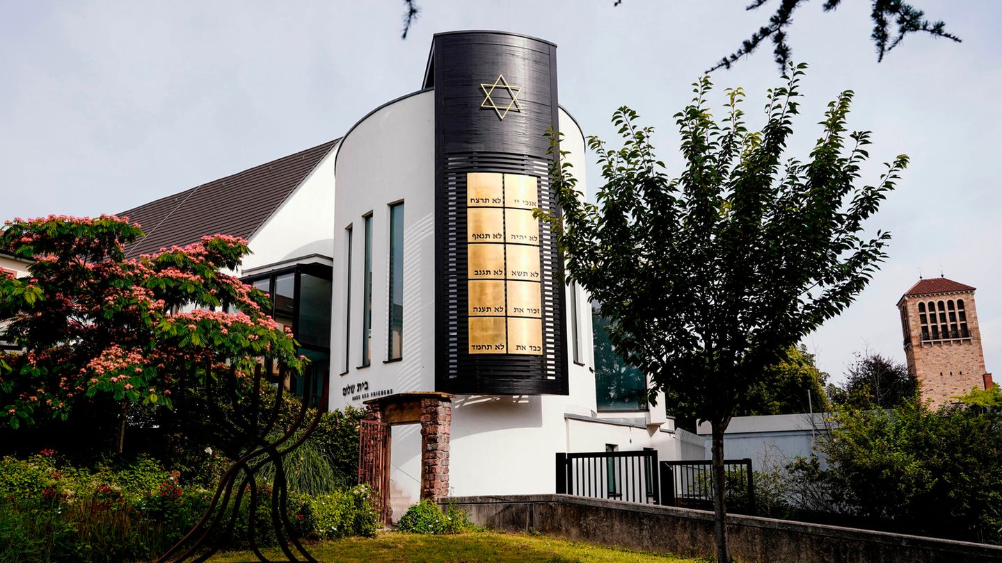 Die Synagoge "Beith Shalom" in der Innenstadt von Speyer. Die Unesco hat das jüdische Kulturgut in Mainz, Speyer und Worms als neues Welterbe ausgezeichnet. 