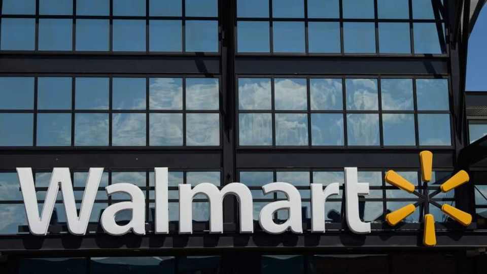 Ein Walmart-Logo vor einer Filiale in Washington, D.C.