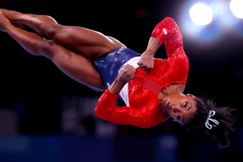 Olympia in Tokio: Mentale Gesundheit: Star-Turnerin Biles sagt Teilnahme am Mehrkampf-Finale ab