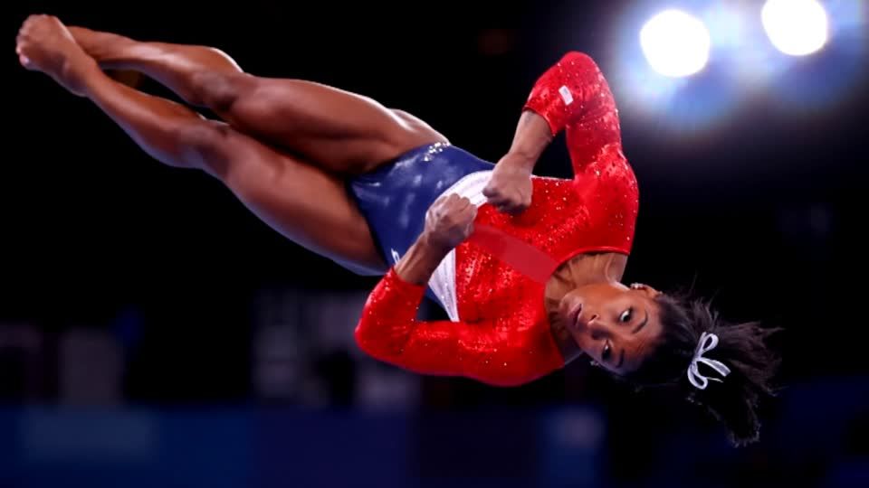 Psychische Gesundheit: Warum wir uns alle ein Beispiel an Olympia-Turnerin Simone Biles nehmen sollten