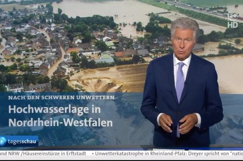 2021, Hochwasser, Deutschland  Die Flutkatastrophe hat die Diskussion über die Folgen des Klimawandels angefacht. Zum dominierenden Wahlkampfthema wurden sie bislang nicht