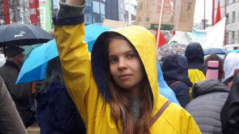 Clara Porak ist Journalistin und Umweltaktivistin