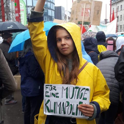 Clara Porak ist Journalistin und Umweltaktivistin